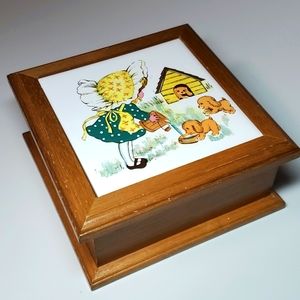 Vintage Jewelry/Trinket Box Little Girl Water Puppies Dogs Cute Little Tile Top